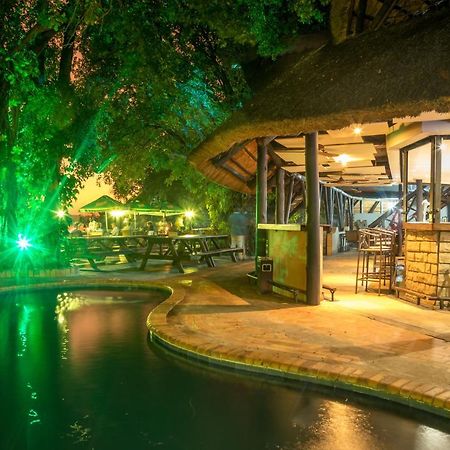 The Victoria Falls Waterfront Livingstone Extérieur photo