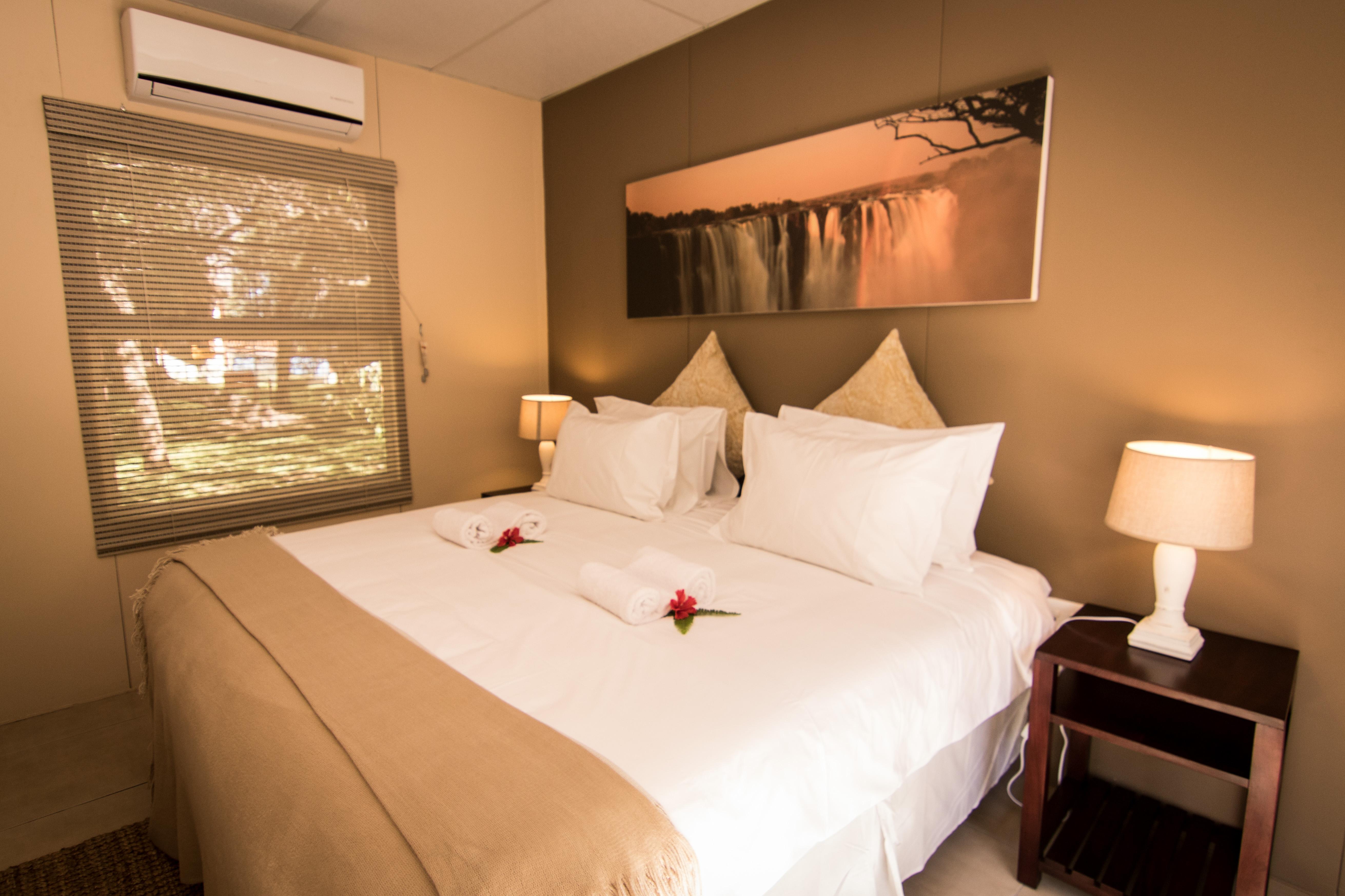 The Victoria Falls Waterfront Livingstone Extérieur photo