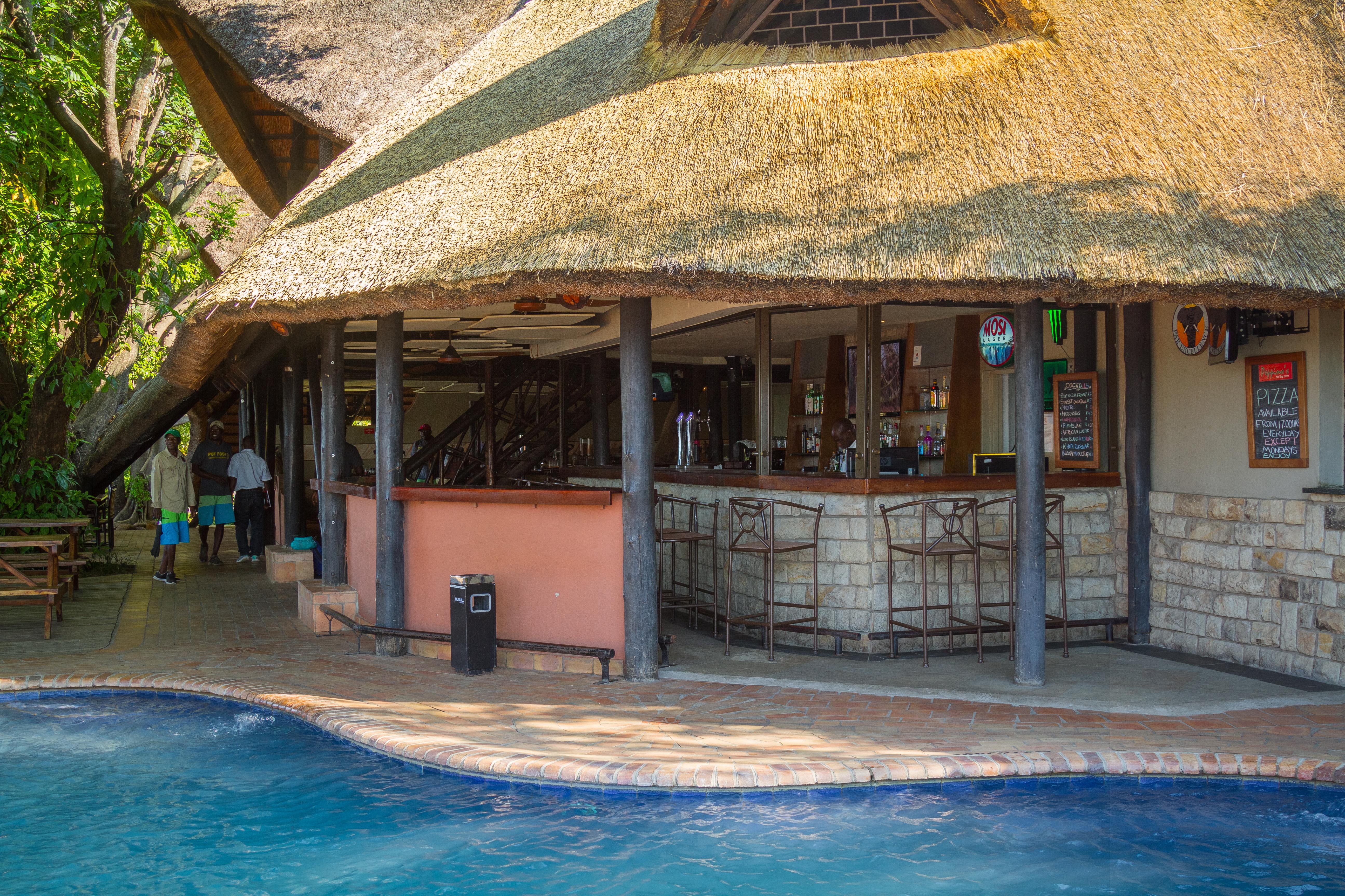 The Victoria Falls Waterfront Livingstone Extérieur photo