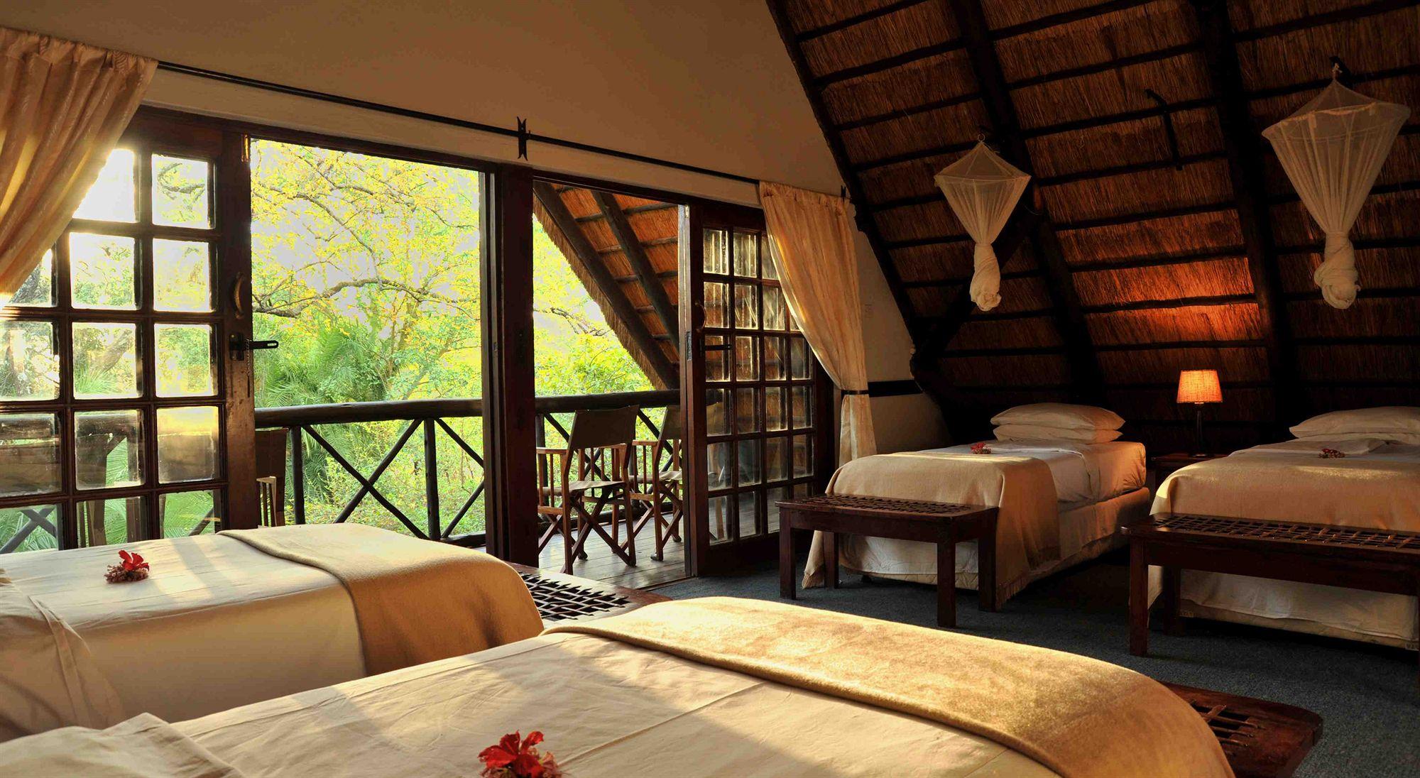 The Victoria Falls Waterfront Livingstone Extérieur photo