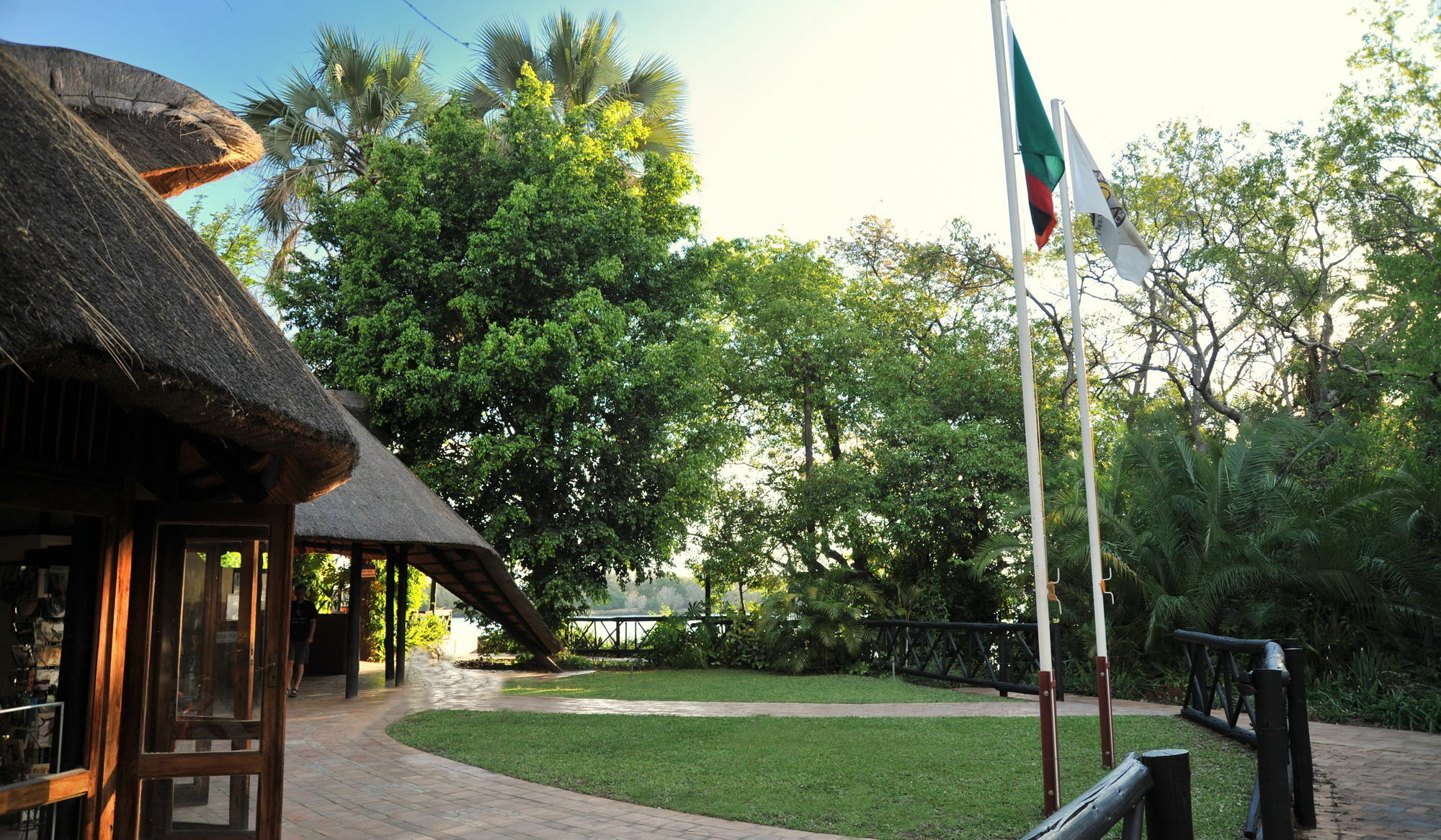 The Victoria Falls Waterfront Livingstone Extérieur photo